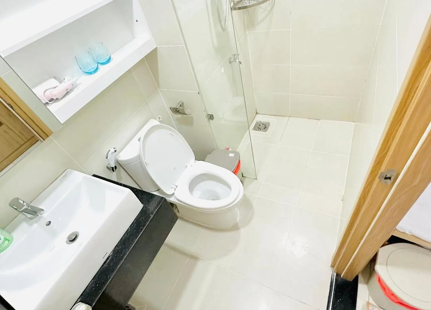 204 Spacious & Modern 1Br With Kitchen Apartment Ho Chi Minh City Vietnam